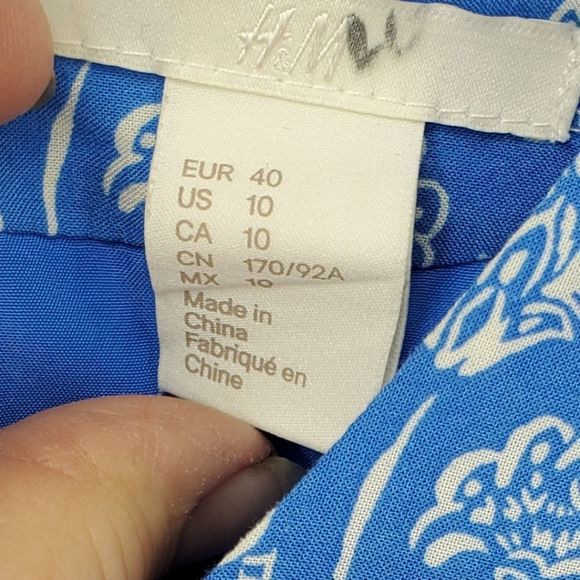 H&M Sleeveless Blue Skater Dress with Visible Back Zipper Size 10 - Picture 3 of 9